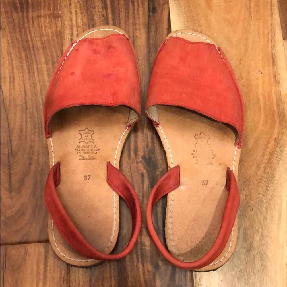 Albarca slip on sandals
